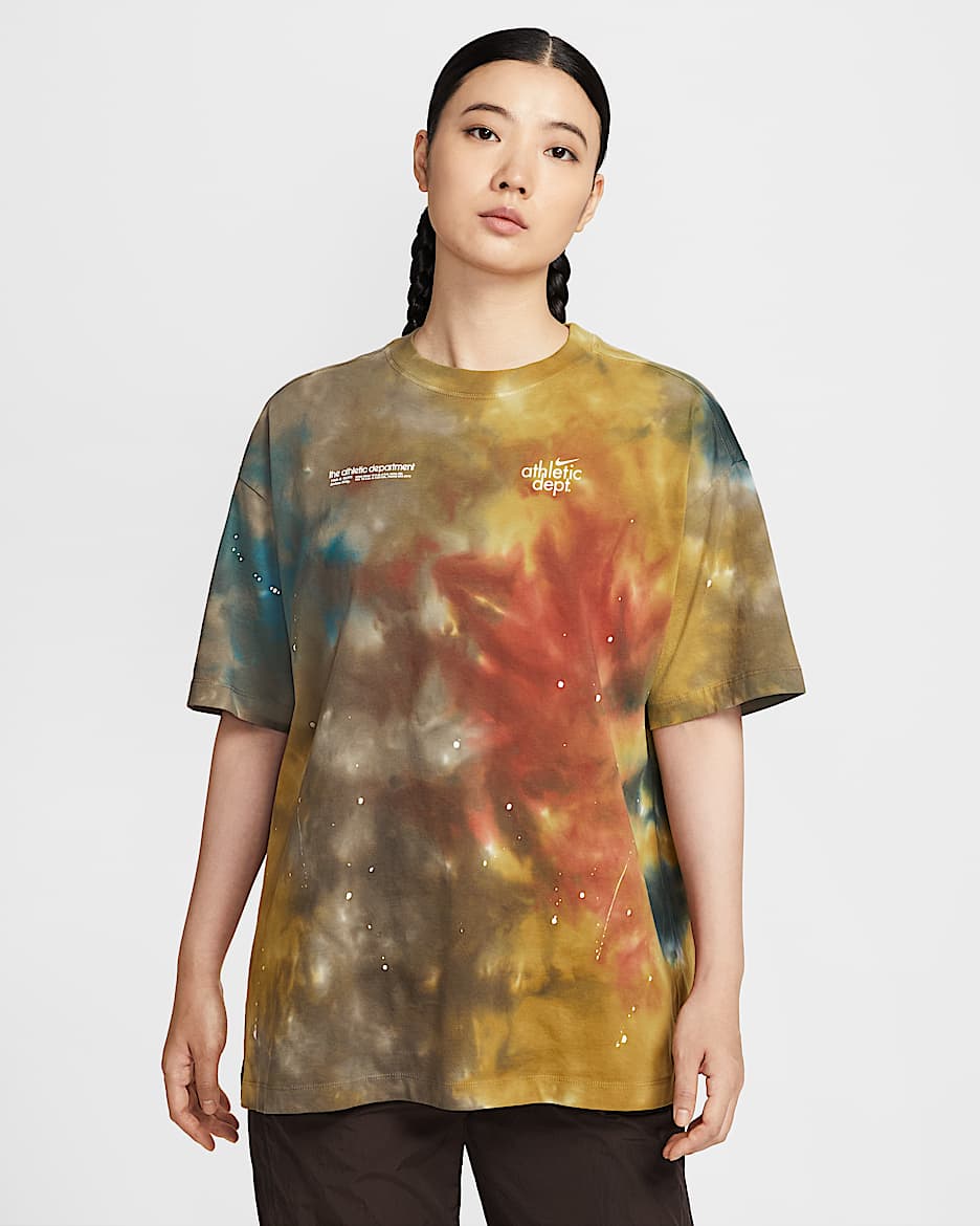 Nike Sportswear Women's Oversized T-Shirt. Nike ID